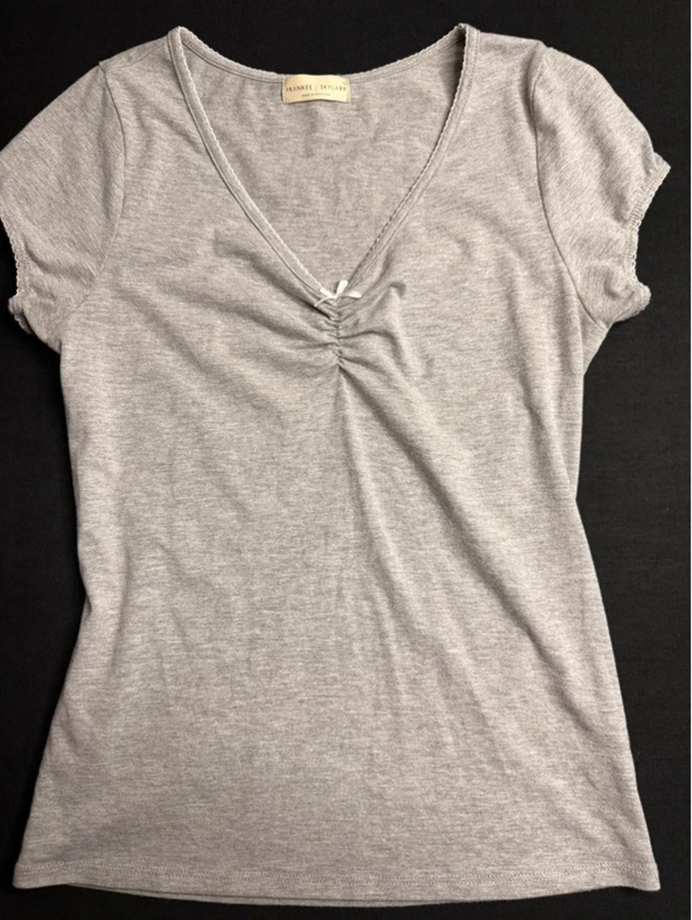 Frankee & Skylark light gray top